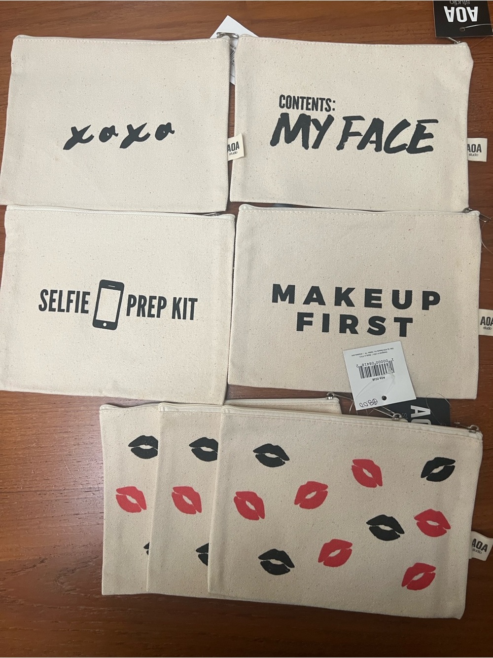 Cosmetic Pouch Set of 7 Cream with Red & Black Lip Print
